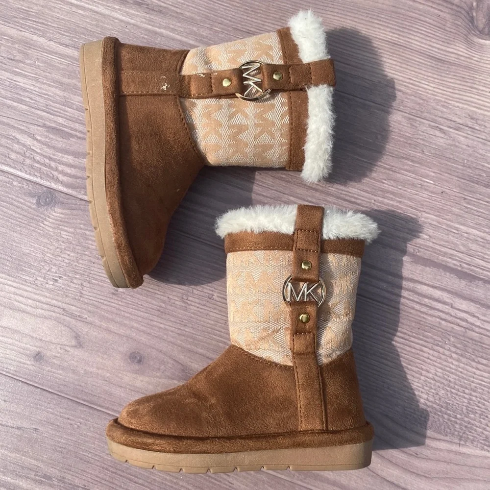 Toddler Michael Kors size 5 boots